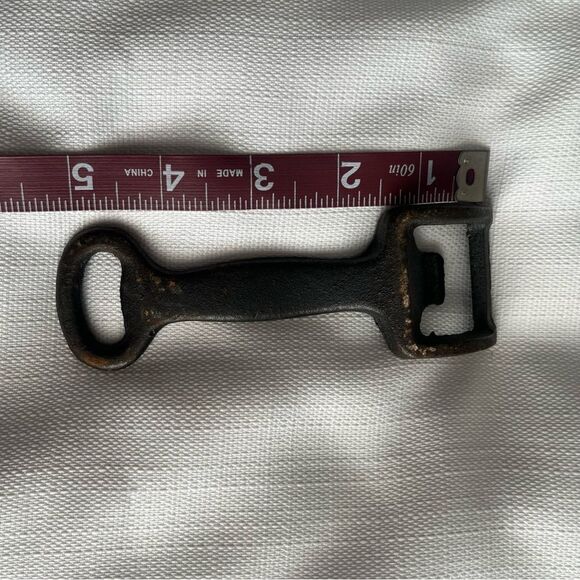 Vintage Metal Bottle Opener - Picture 5 of 5